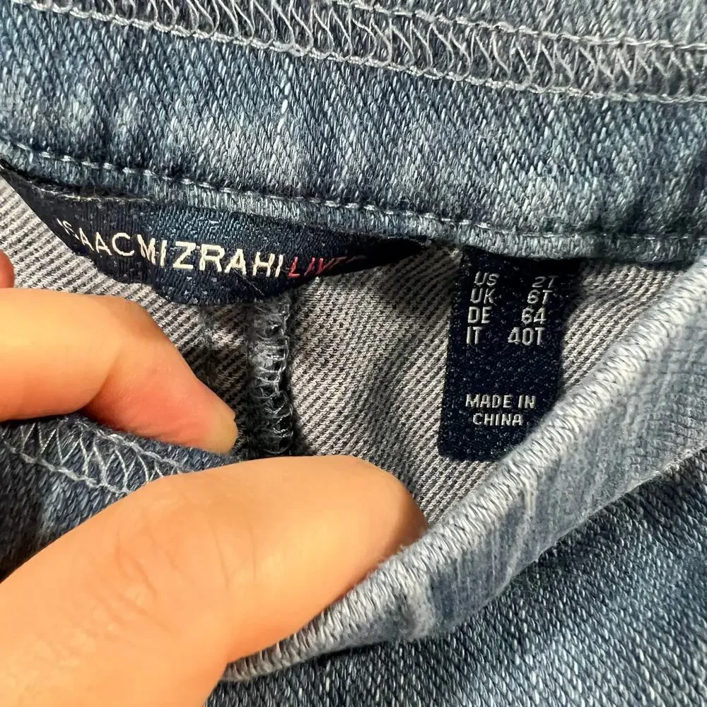 Isaac Mizrahi Live! Knit Denim Pull On Bermuda Shorts Light Indigo, Tall size 2